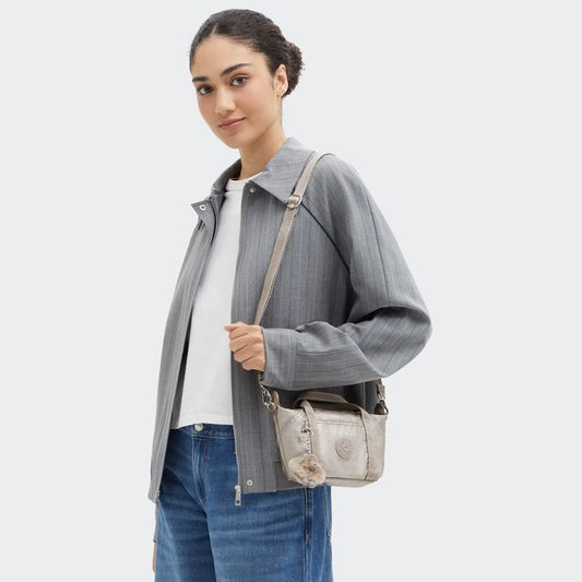 ART COMPACT Metallic Glow