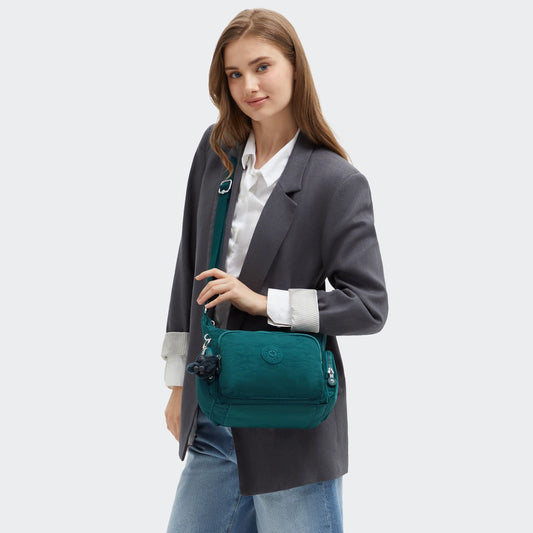 GABB S Tailored Green $525 mensuales a 3MSI*