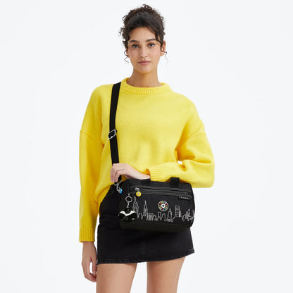 BINA M ZIP Skyline Black $1,183 mensuales a 3msi*
