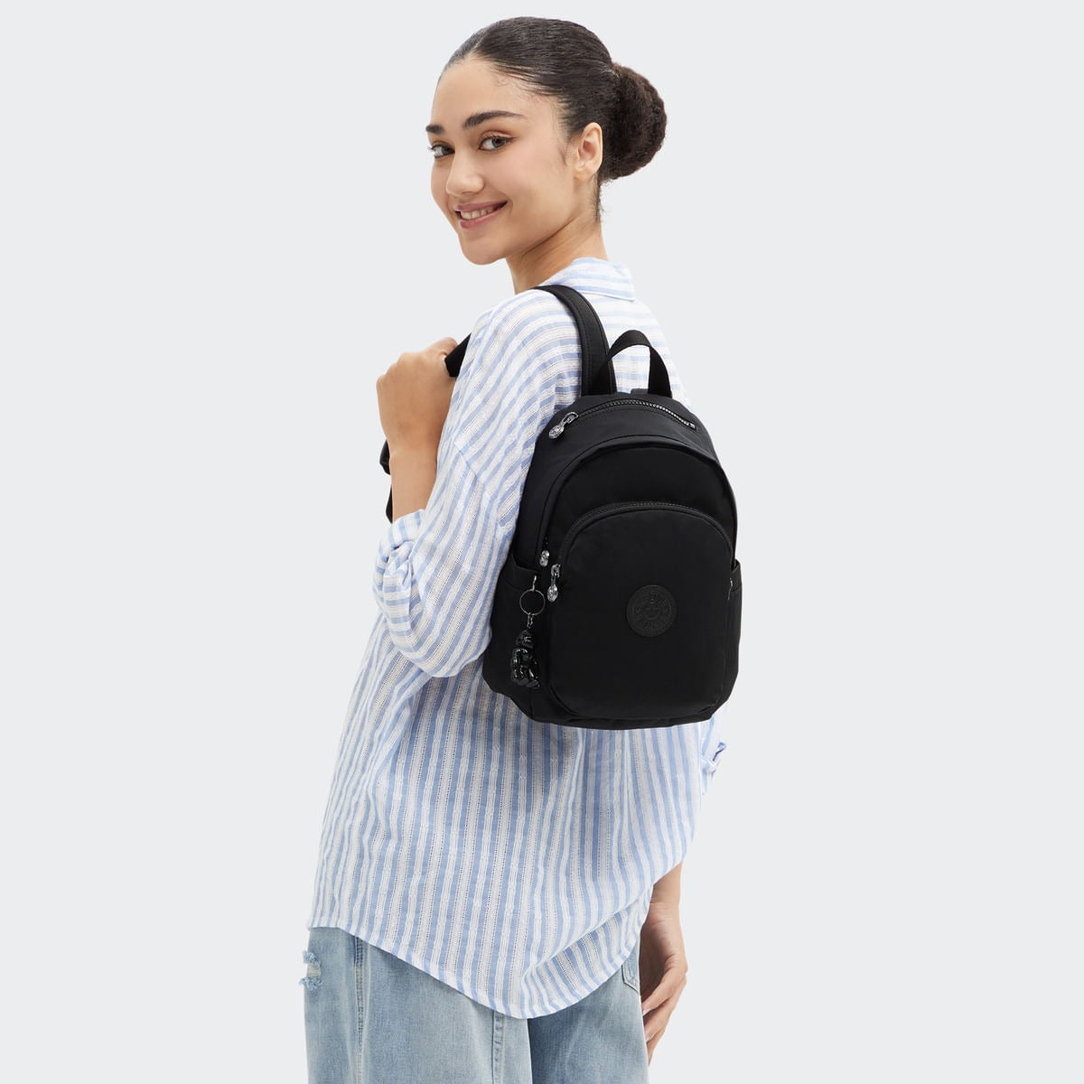 DELIA MINI Infinite Black $1,166 mensuales a 3msi*