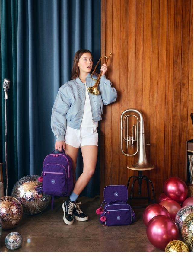 SET DE MOCHILA Vip Purple  $821 mensuales a 9msi*