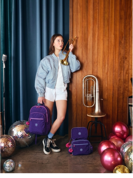 SET DE MOCHILA Vip Purple  $821 mensuales a 9msi*