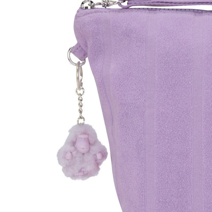 NAOMI POUCH Lilacky Towel $466 mensuales a 3msi*