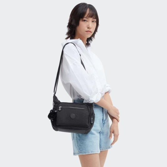 GABBIE S Black Noir